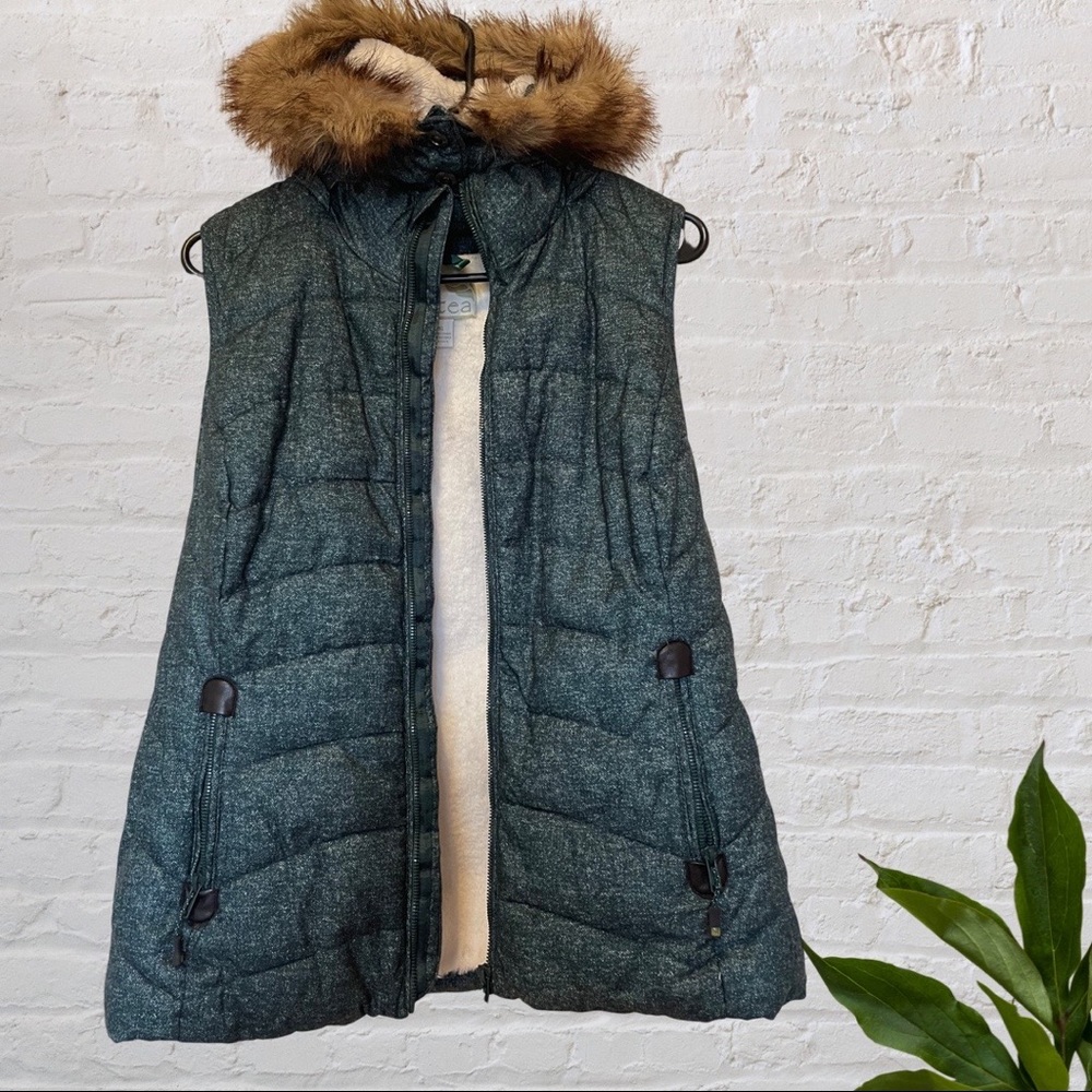 Green Tea Puffer Vest with Hood and Faux Fur Trim SIZE Large